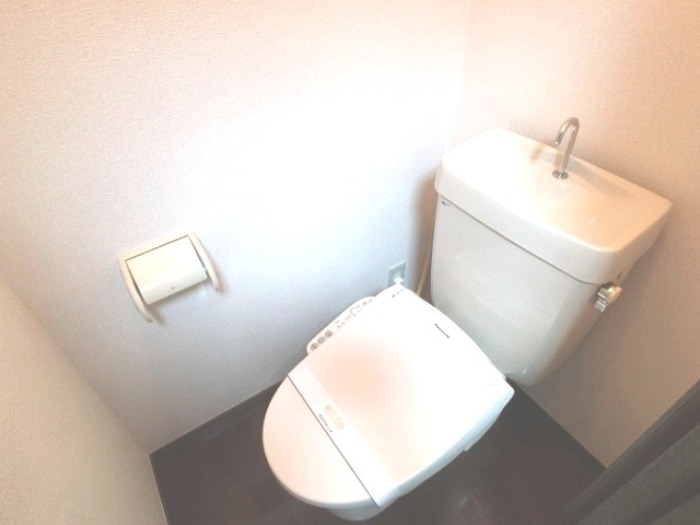 ��ʌ��������܎s�΋擌�Y�a�R���ڂ̃A�p�[�g�̃g�C��