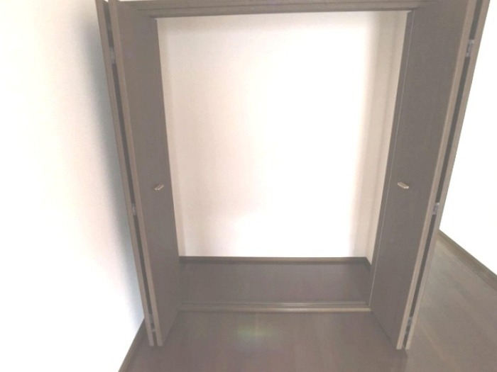 ��ʌ��������܎s�΋擌�Y�a�R���ڂ̃A�p�[�g�̎��[