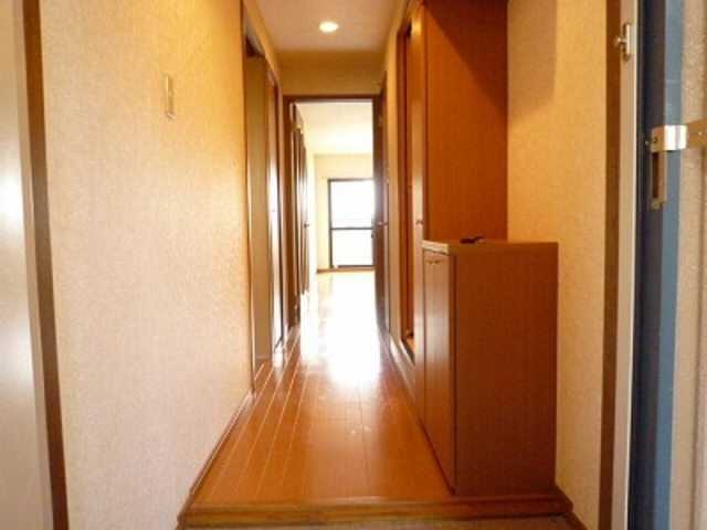 ��ʌ�����s���ԂR���ڂ̃}���V�����̌���