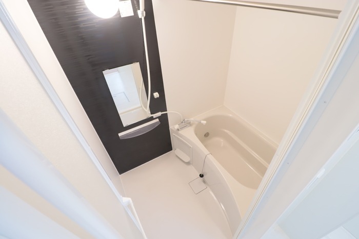 ��ʌ�����s�����Q���ڂ̃A�p�[�g�̃o�X