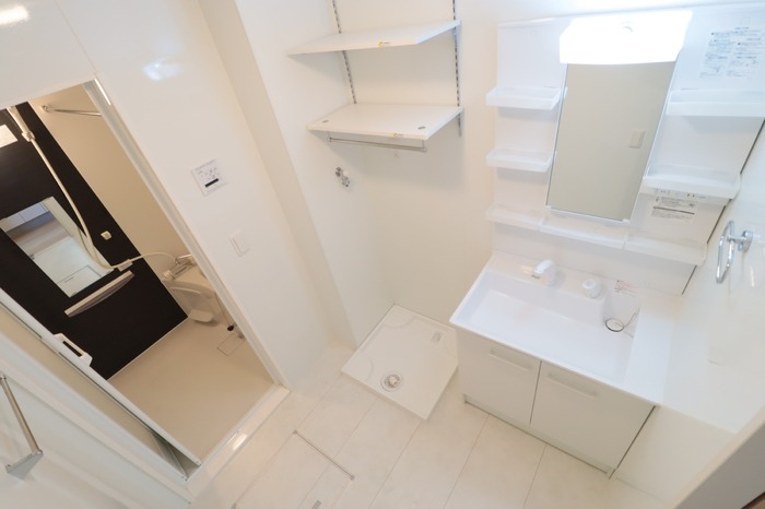 ��ʌ�����s�����Q���ڂ̃A�p�[�g�̐��ʏ�