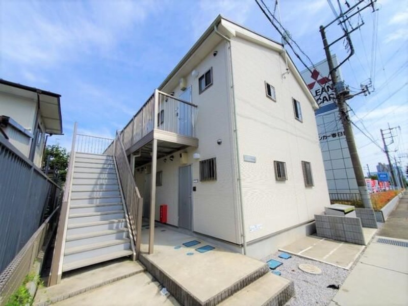 ��ʌ��t�����s�l��˂P���ڂ̃A�p�[�g�̌����O��