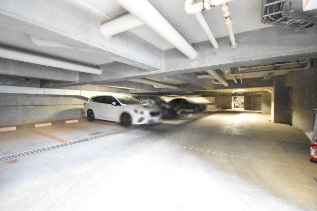 ��ʌ��������܎s�Y�a�挳���P���ڂ̃}���V�����̒��ԏ�