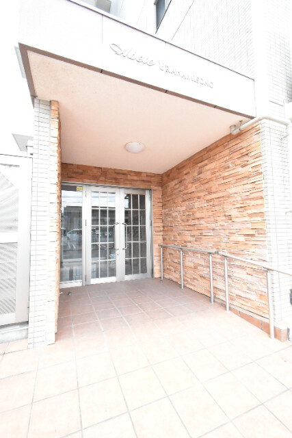 ��ʌ��������܎s�΋�����S���ڂ̃}���V�����̃G���g�����X