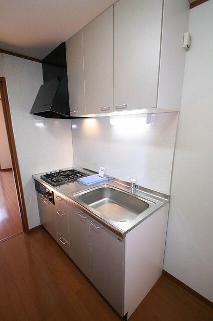 ��ʌ�����s�˒������̃A�p�[�g�̃L�b�`��