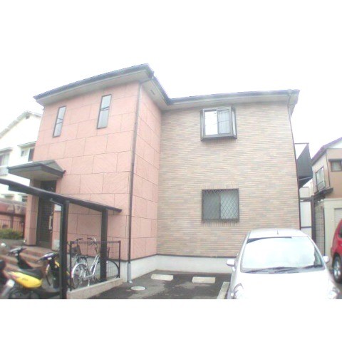 ��ʌ�����s�˒������̃A�p�[�g�̒��ԏ�