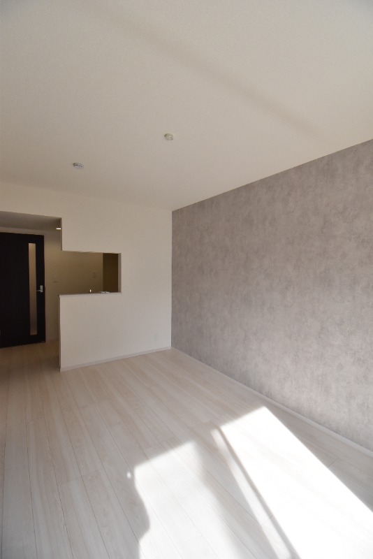 ��ʌ��������܎s����厚�󗈂̃A�p�[�g�̋��ԁE���r���O