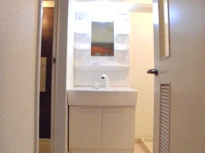 ��ʌ��������܎s�΋擌�Y�a�Q���ڂ̃}���V�����̐��ʏ�