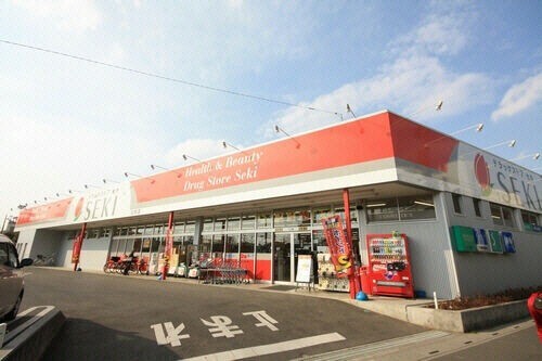 ��ʌ�����s��c�{�̃}���V�����̎���