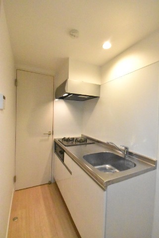 ��ʌ��z�J�s�����c���̃A�p�[�g�̃L�b�`��