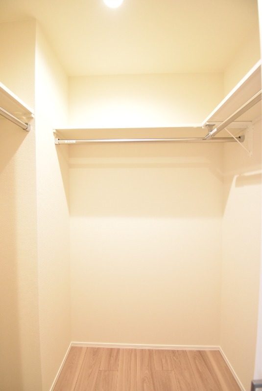 ��ʌ������s�h���Q���ڂ̃}���V�����̎��[