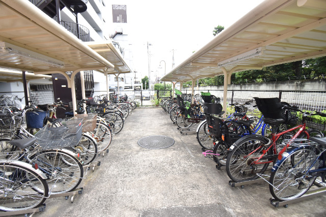 ��ʌ������s�����Q���ڂ̃}���V�����̂��̑�