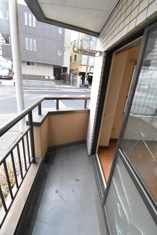 ��ʌ�����s���،����̃}���V�����̃o���R�j�[