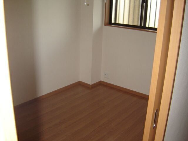 ��ʌ��������܎s��΋�㗢�P���ڂ̃A�p�[�g�̂��̑������E�X�y�[�X