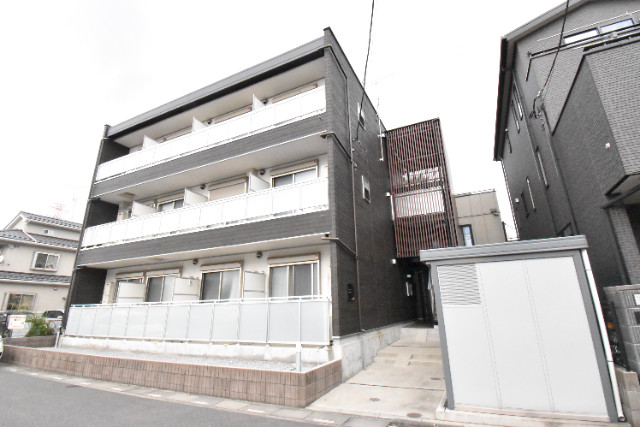 ��ʌ�����s�厚��919-1�̃}���V�����̌����O��