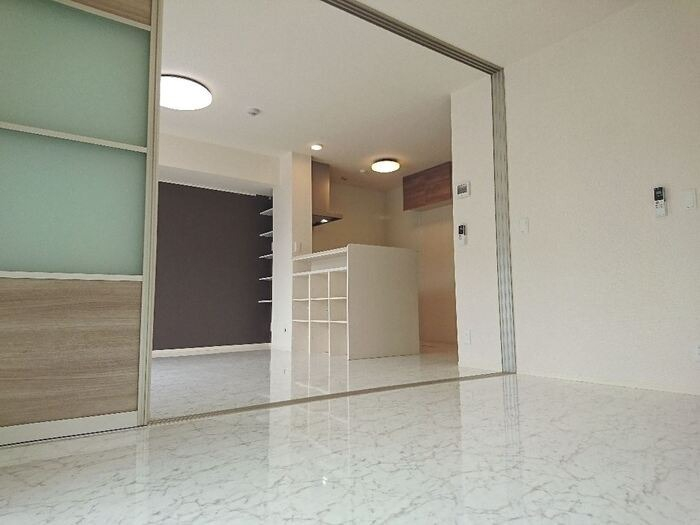 ��ʌ��z�J�s���C�N�^�E���X���ڂ̃A�p�[�g�̂��̑������E�X�y�[�X