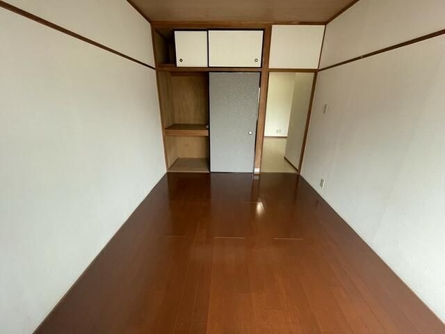 ��ʌ��������܎s����厚���V�n�̃A�p�[�g�̂��̑������E�X�y�[�X