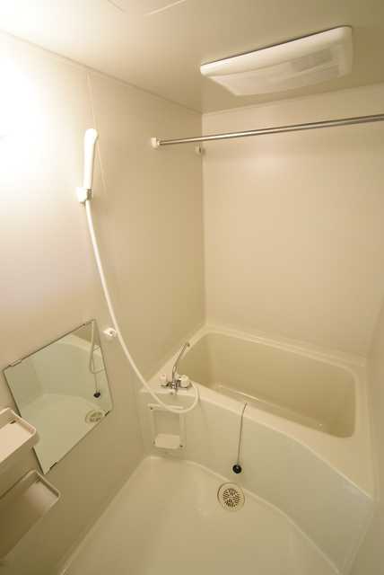 ��ʌ��k�����S�ɓޒ������T���ڂ̃}���V�����̃o�X