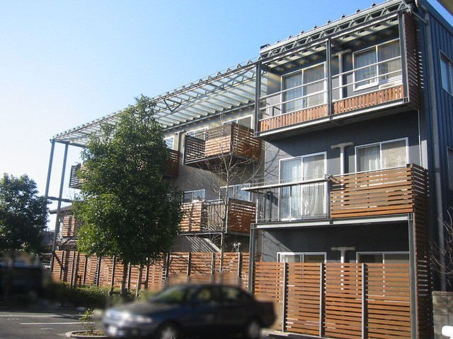 ��ʌ��������܎s�k�擌�听���P����425�̃}���V�����̌����O��