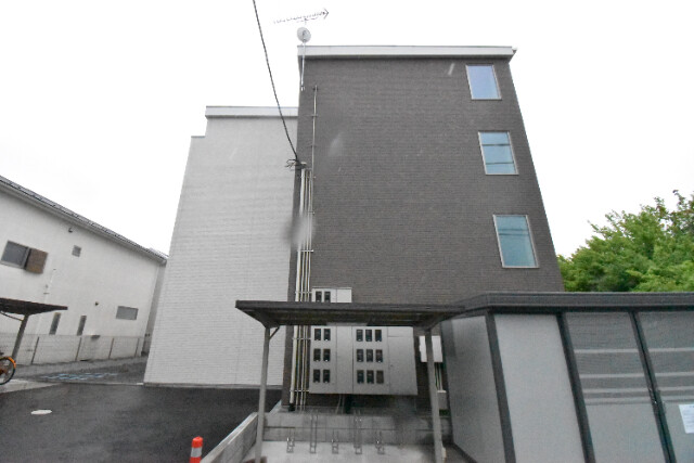 ��ʌ�����s�˒˓��Q���ڂ̃A�p�[�g�̂��̑�