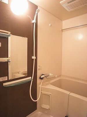 ��ʌ�����s���L�Q���ڂ̃}���V�����̃o�X