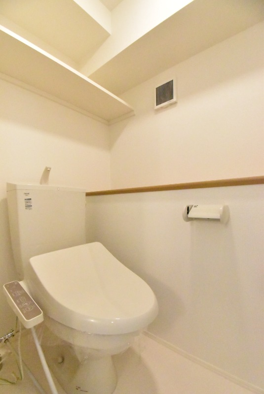 ��ʌ�����s�˒˓��Q���ڂ̃A�p�[�g�̃g�C��