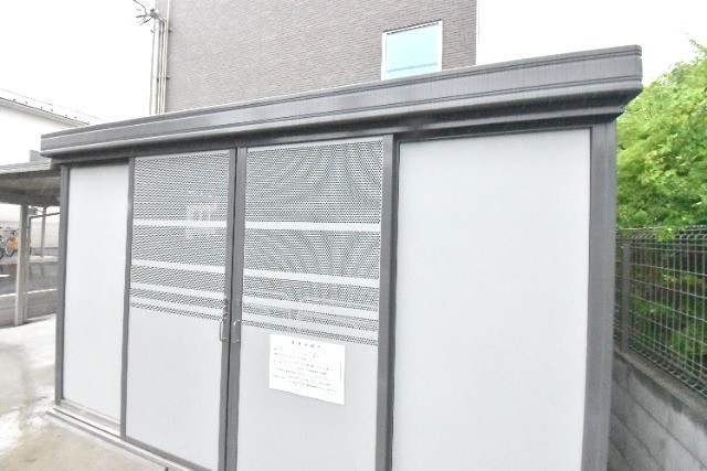 ��ʌ�����s�˒˓��Q���ڂ̃A�p�[�g�̂��̑�