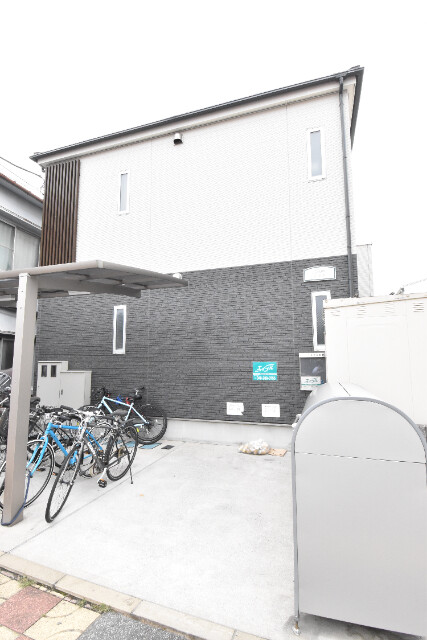 ��ʌ�����s�����J�{���Q����2-3�̃A�p�[�g�̌����O��