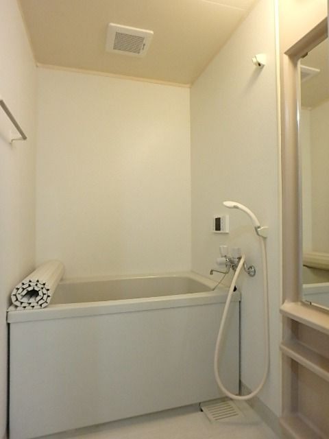 ��ʌ��������܎s�������a�c���P���ڂ̃A�p�[�g�̃o�X