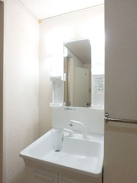 ��ʌ��������܎s�������a�c���P���ڂ̃A�p�[�g�̐��ʏ�