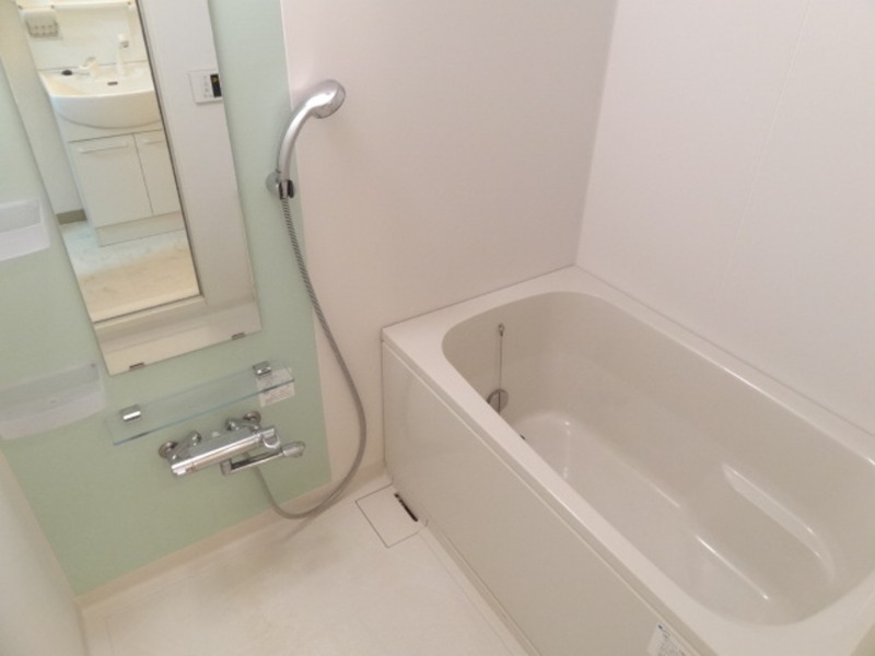 ��ʌ��������܎s��{�擌���Q���ڂ̃}���V�����̃o�X