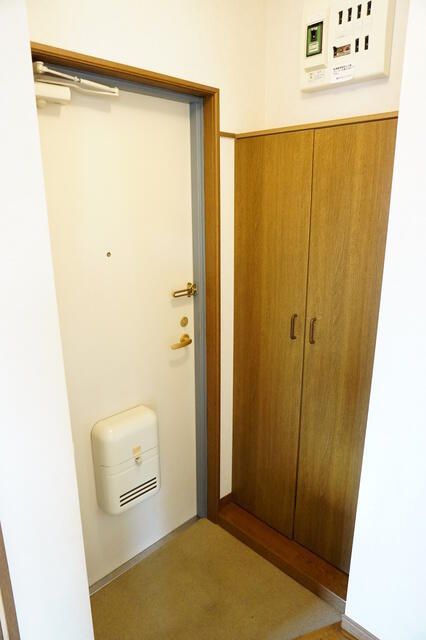 ��ʌ�����s�≺���R���ڂ̃}���V�����̌���