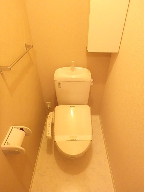 ��ʌ��������܎s��{��O���P���ڂ̃A�p�[�g�̃g�C��