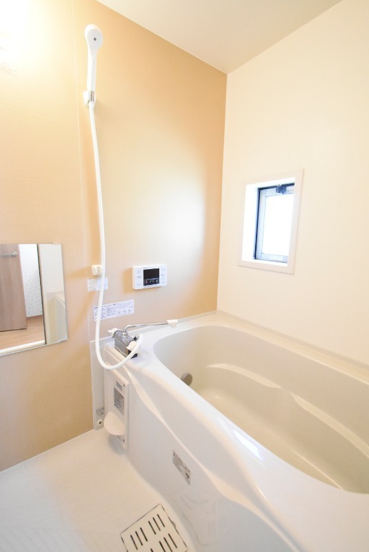 ��ʌ��������܎s��{��O���P���ڂ̃A�p�[�g�̃o�X