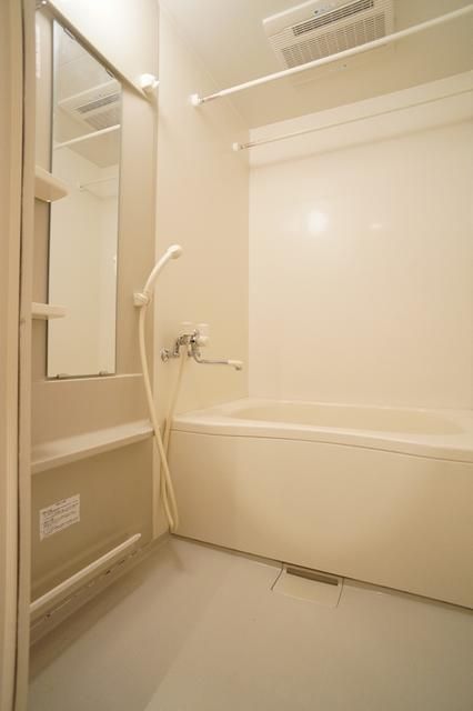 ��ʌ��������܎s�������˂T���ڂ̃A�p�[�g�̃o�X