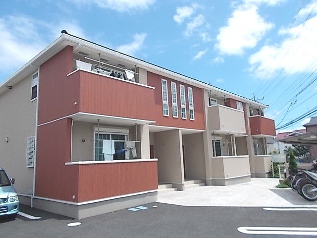 ��ʌ�����s����R���ڂ̃A�p�[�g�̌����O��