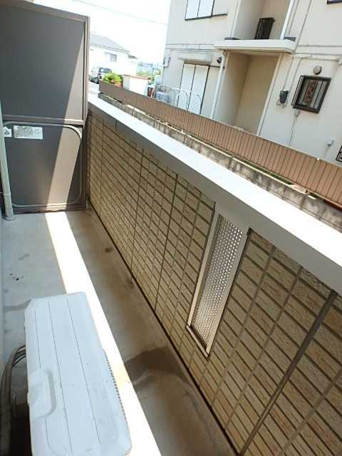 ��ʌ��������܎s��{��V�����Q���ڂ̃A�p�[�g�̃o���R�j�[