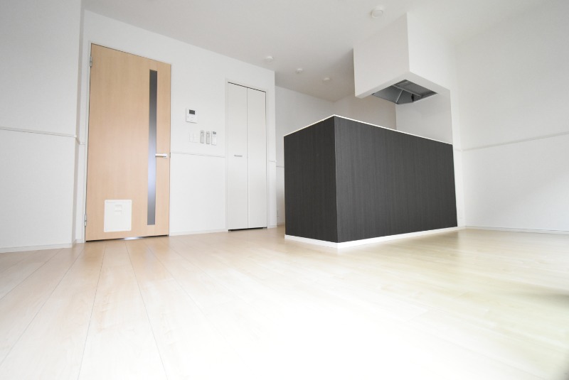 ��ʌ��@�c�s�n���S���ڂ̃A�p�[�g�̋��ԁE���r���O