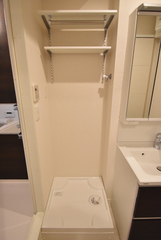 ��ʌ�����s����P���ڂ̃A�p�[�g�̂��̑��ݔ�