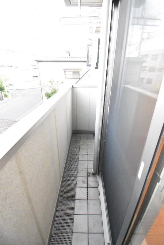 ��ʌ�����s���؂P���ڂ̃}���V�����̃o���R�j�[