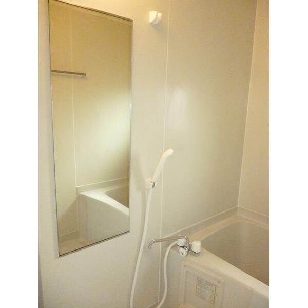 ��ʌ��������܎s��΋���q�S���ڂ̃A�p�[�g�̃o�X