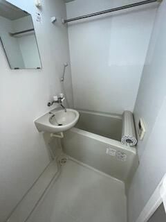 ��ʌ������s���S���ڂ̃}���V�����̐��ʏ�