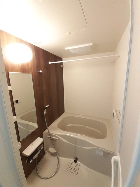 ��ʌ��������܎s������[��P���ڂ̃A�p�[�g�̃o�X