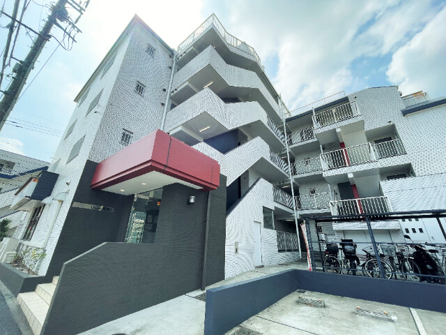 ��ʌ������s�a���S���ڂ̃}���V�����̌����O��