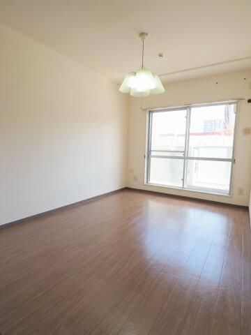 ��ʌ�����s������S���ڂ̃}���V�����̂��̑������E�X�y�[�X