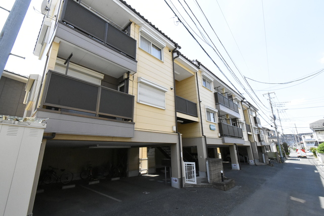 ��ʌ��������܎s�k����i���P����208-5�̃}���V�����̌����O��