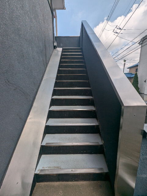 ��ʌ��������܎s��΋���K���̃A�p�[�g�̃G���g�����X