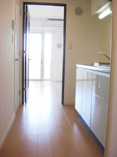 ��ʌ��������܎s�k��y�C���P���ڂ̃}���V�����̌���