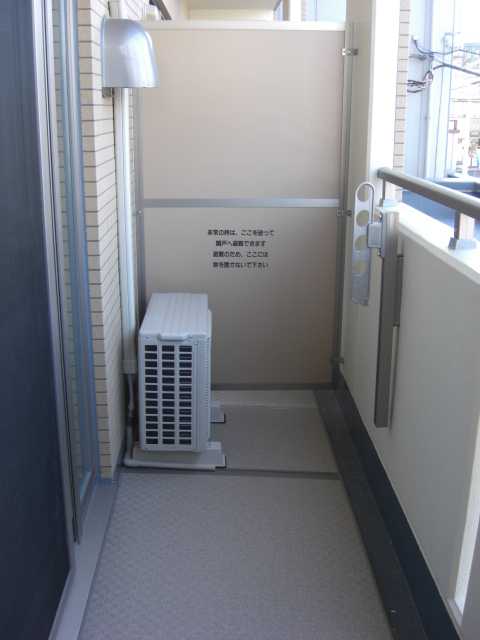 ��ʌ��������܎s�k��y�C���P���ڂ̃}���V�����̃o���R�j�[