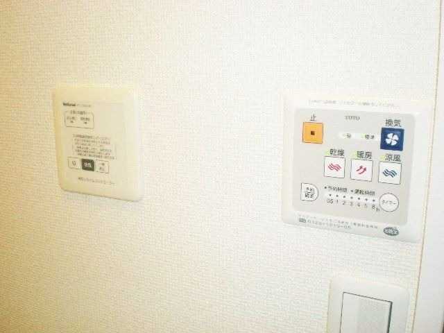 ��ʌ��������܎s�����擌��{�U���ڂ̃A�p�[�g�̂��̑��ݔ�